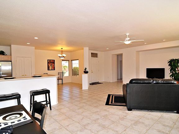 5th image of 15825 W Cinnabar Dr