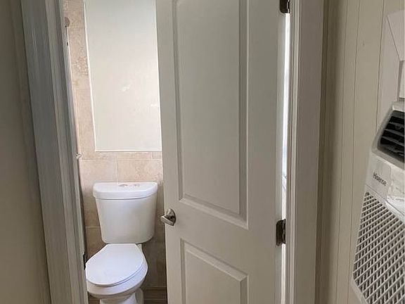 5th image of 5105 Atlantic Ct APT 5