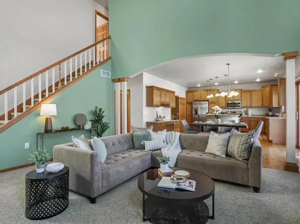 6902 Bluff Point Drive, Madison, WI 53718