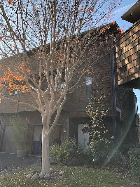 1st image of 17 Liberty Ln