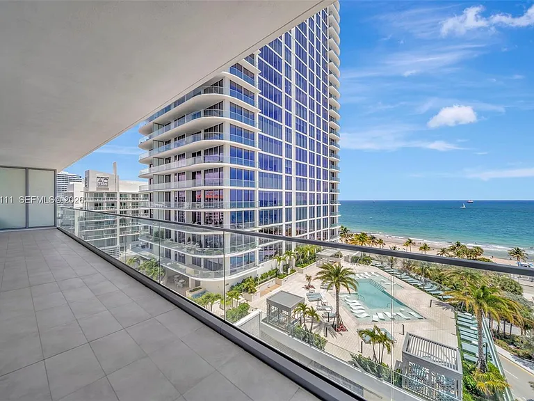 153 N Seabreeze Blvd #801 — Photo 35