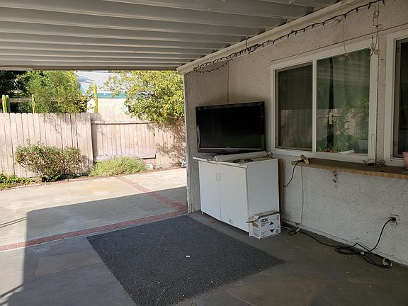 5th image of 28017 Lakehurst Ave