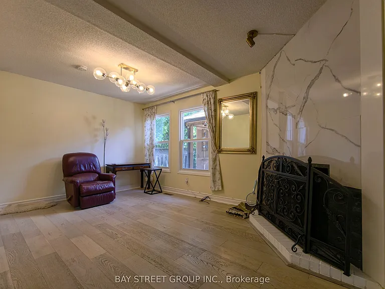 1620 Parish Ln — Photo 13