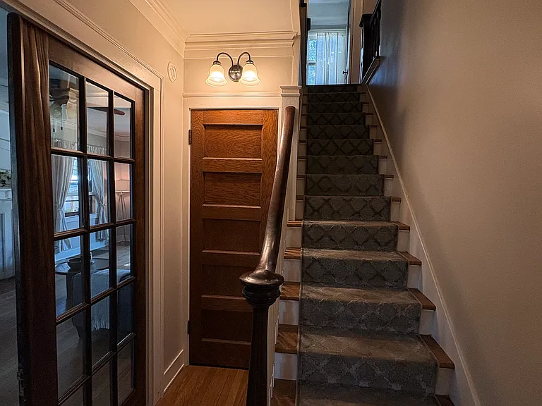 117 Benjamin Ave SE — Photo 2