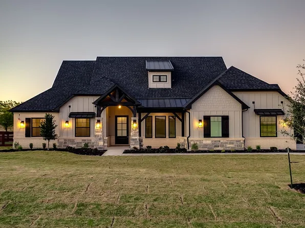 9453 Bluestem Lane Dish, Justin, TX 76247