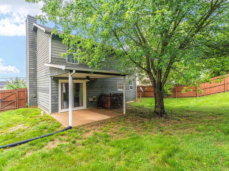 2376 Wadsworth Dr — Photo 26