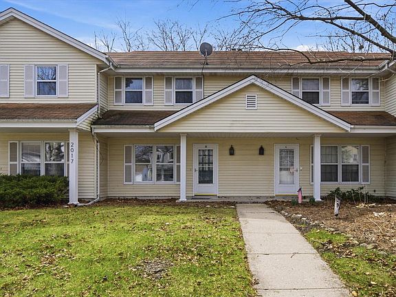 2nd image of 2017 Woodburn ROAD Unit B