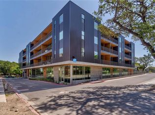900 S 1st St #204, Austin, TX 78704