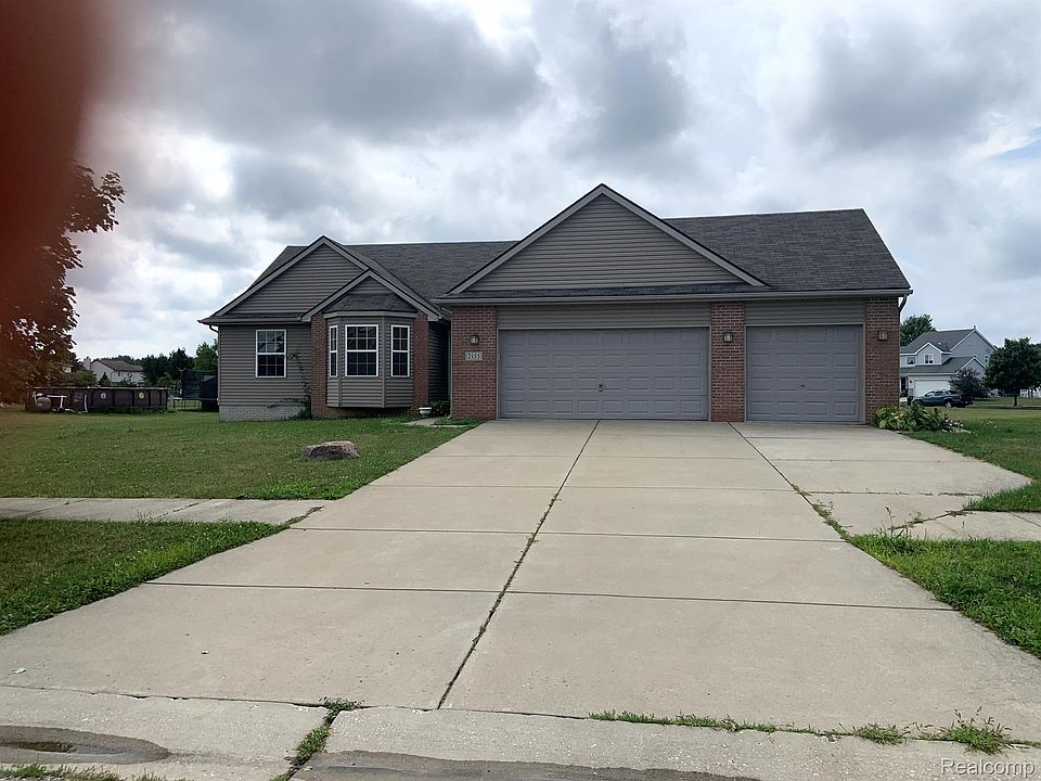 1st image of 2155 Horseshoe Dr