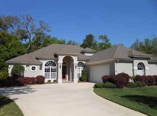 286 Osprey Cir, Saint Marys, GA 31558