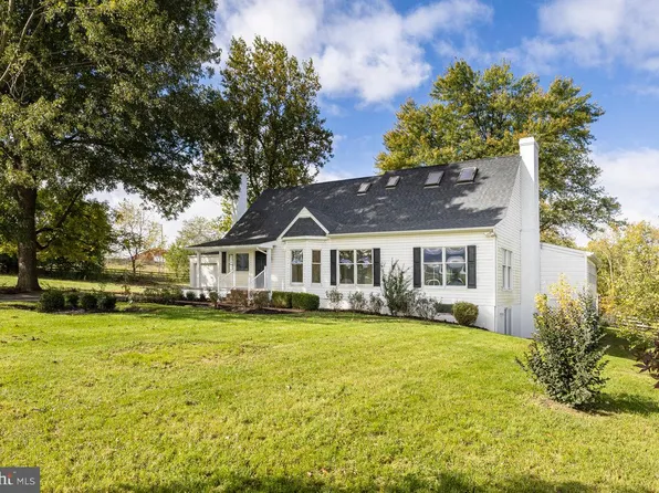 11193 Indian Trail Rd, Harrisonburg, VA 22802