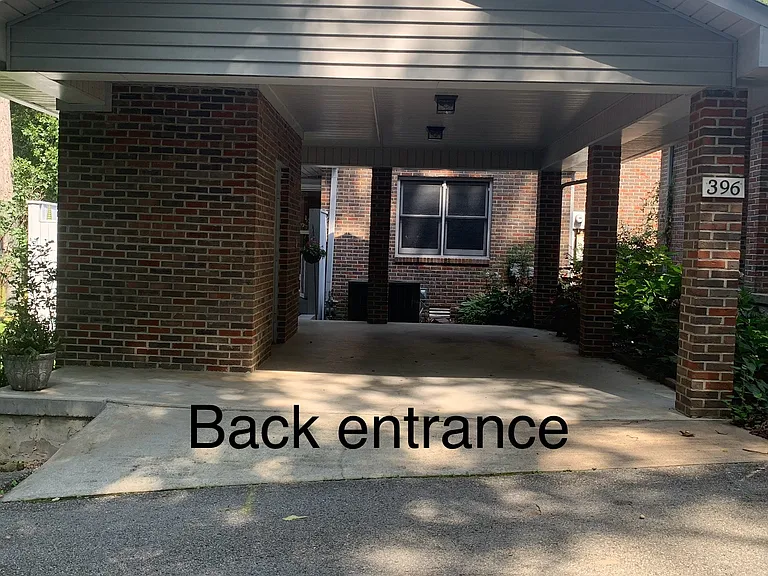 396 Hermitage Ave — Photo 10