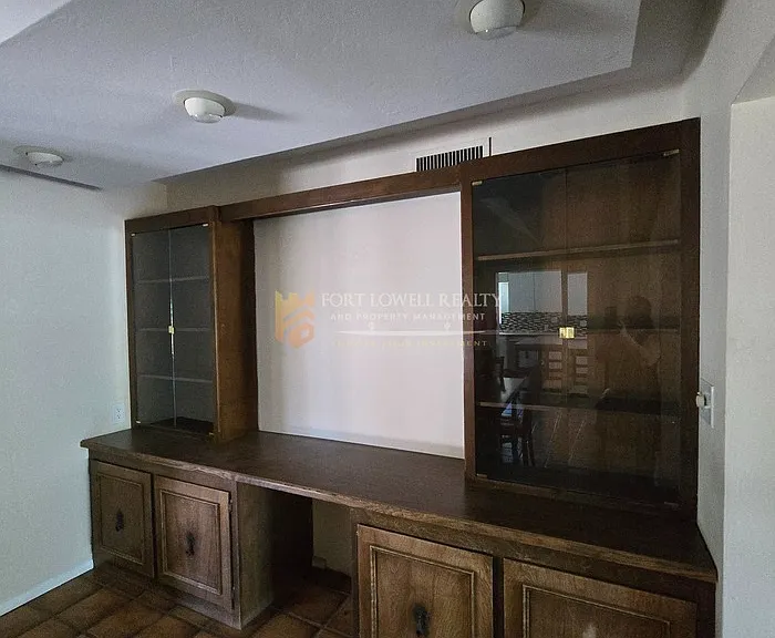 1307 W Thomas Rd — Photo 4