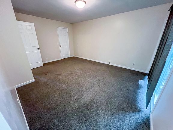 Large primary bedroom