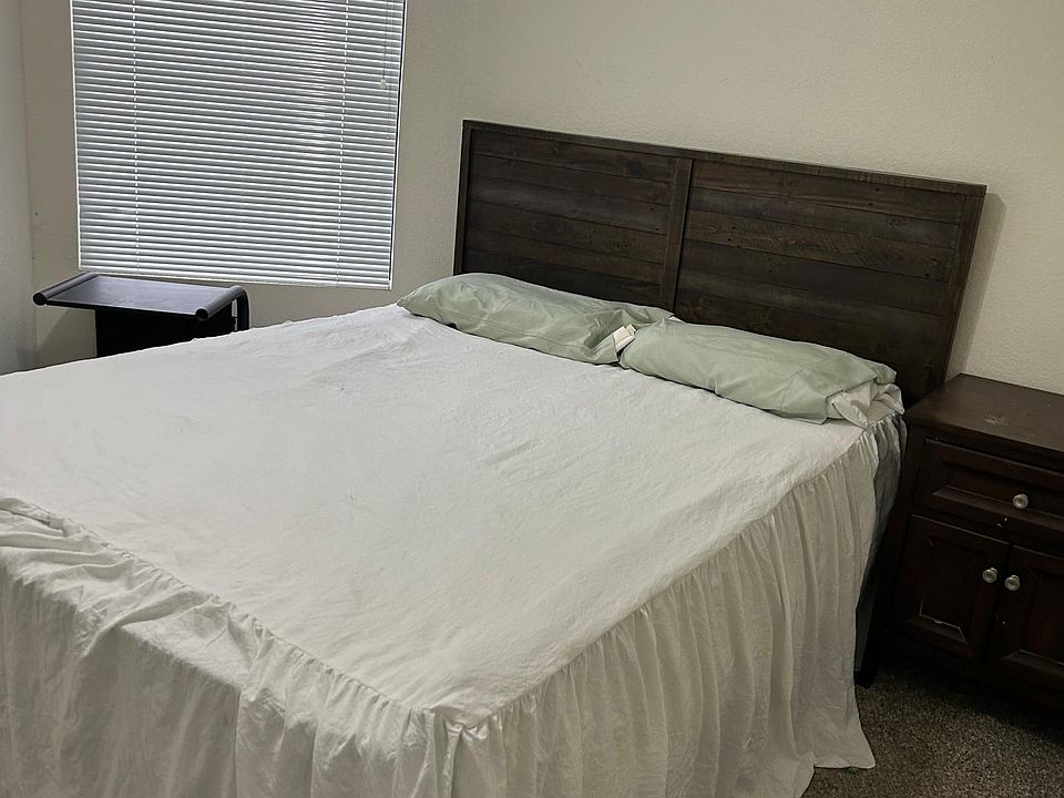 100 sf room with normal closet space and furnished. The renter can use their furnishings if desired.