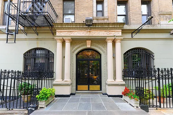 Rented by Nest Seekers International | media 19