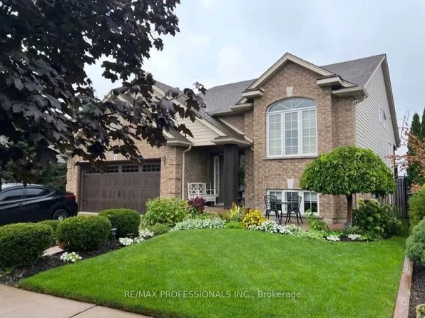 54 Nicholas Dr, Saint Catharines, ON L2S 4C6