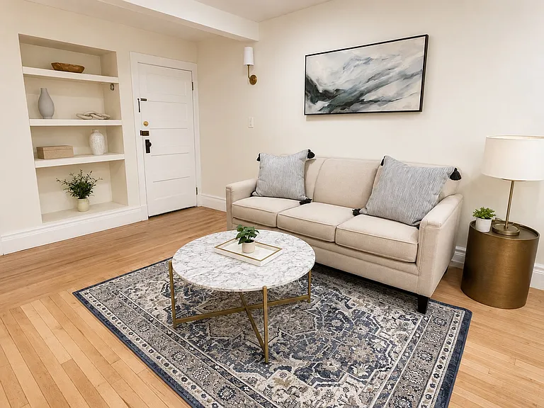 119 Caroline St #2B — Photo 1