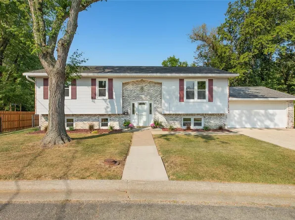 14 Michael Ct, Bethalto, IL 62010