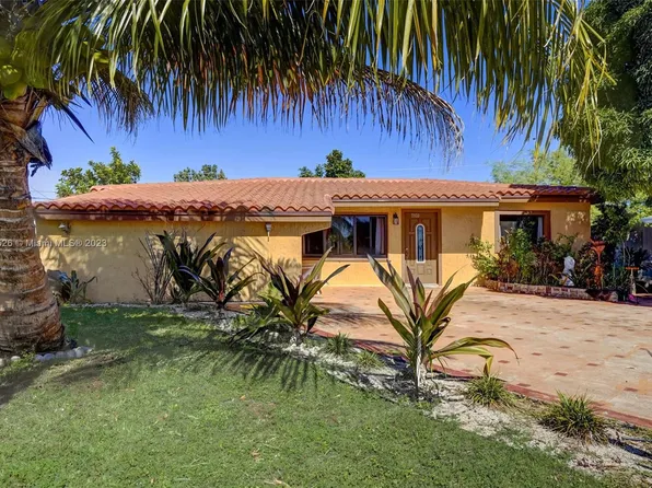 7933 Orleans St, Miramar, FL 33023