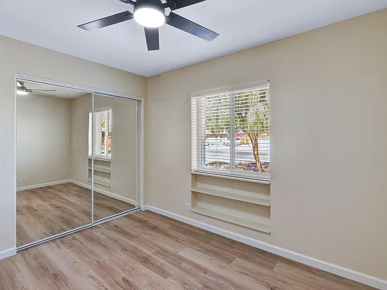 7331 W Windrose Dr — Photo 14