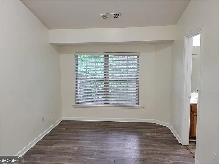 1497 Cove Creek Cir — Photo 12