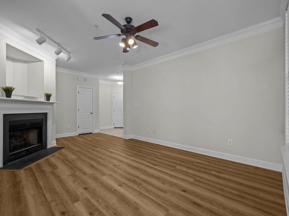 5th image of 1611 Providence Glen Dr