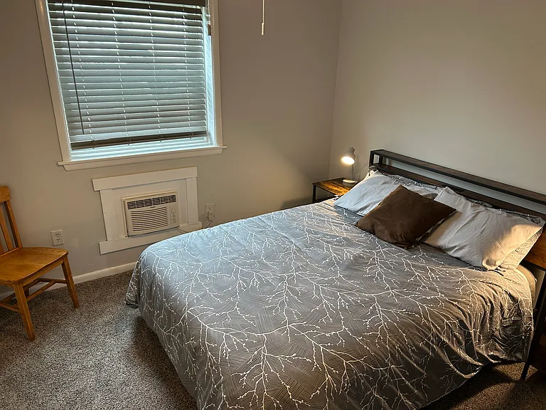 9600 Amherst Ave #2 — Photo 16