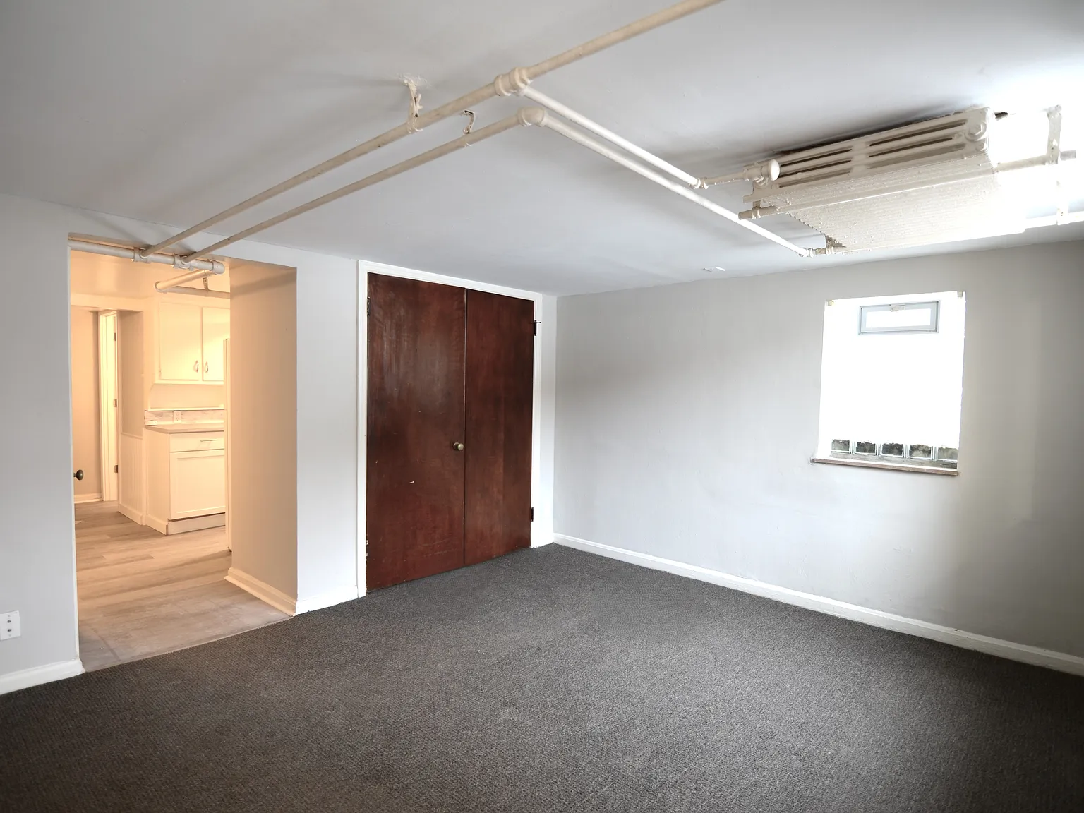Studio, $795 — Photo 2