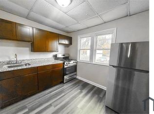 2421 N Calvert St, Baltimore, MD 21218
