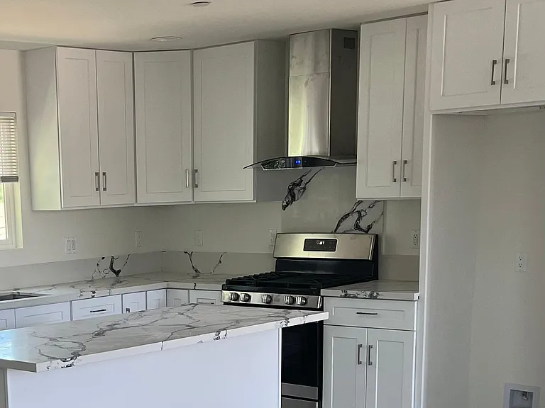 12420 Luna Pl — Photo 7