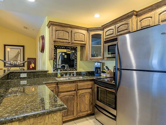 5th image of 129 E Cora Lee Dr #303