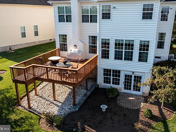 4th image of 104 Mockingbird Cir