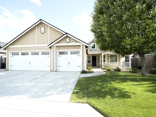 6601 E Saginaw Way, Fresno, CA 93727