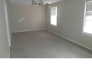 1 Hughes Ave, Pemberton, NJ 08068