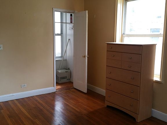 5th image of 342 E 4th St APT A2