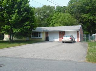 167 Burnside Dr, Swansea, MA 02777