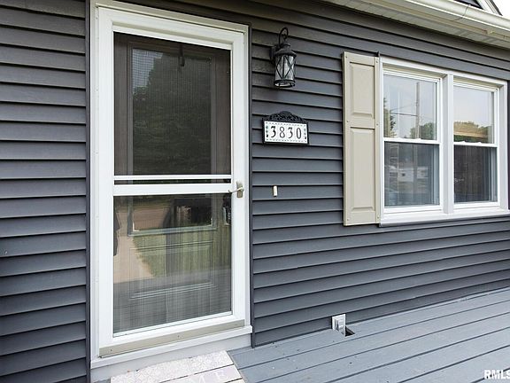 3rd image of 3830 N Sturdevant St