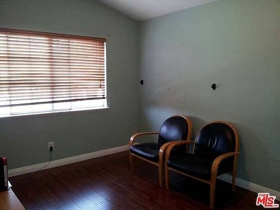 4th image of 13762 Cherry Ct