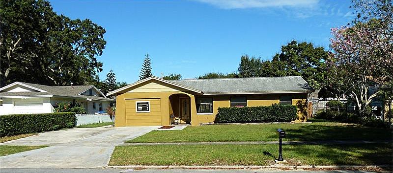 1st image of 2105 Deanna Dr