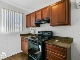 8835 N 3rd St, Phoenix, AZ