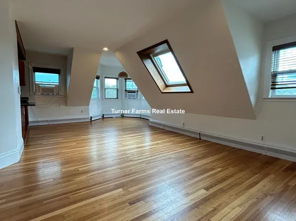 185 Davis Ave, Brookline, MA