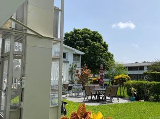 20 Bedford Ct APT A, West Palm Beach, FL 33411