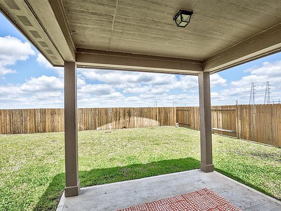 4th image of 5439 Jay Thrush Dr