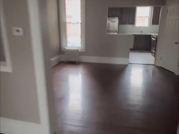3rd image of 3522 Bleigh Ave