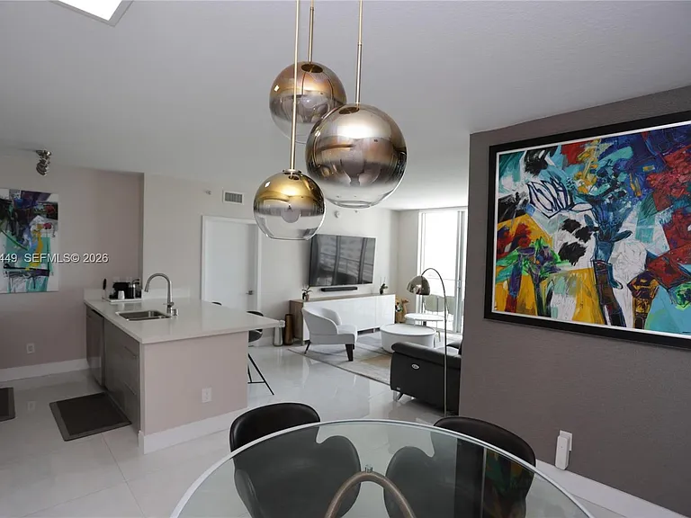 325 Biscayne Blvd #1822 — Photo 6