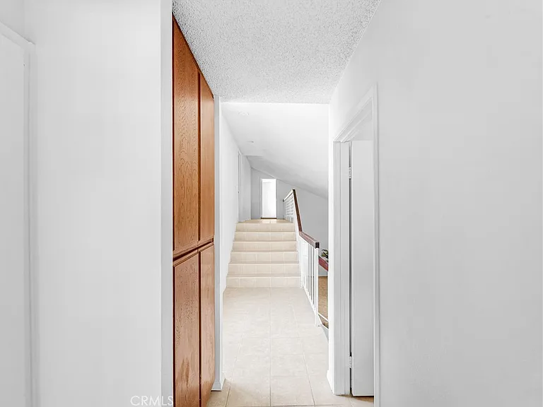 1407 Lakeside Ln — Photo 39