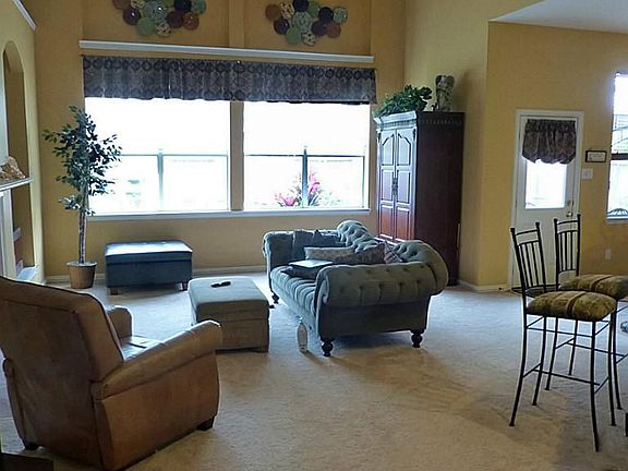 4th image of 10005 Brookshore Ln