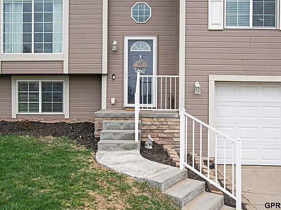 4th image of 7815 S 72nd Avenue Cir