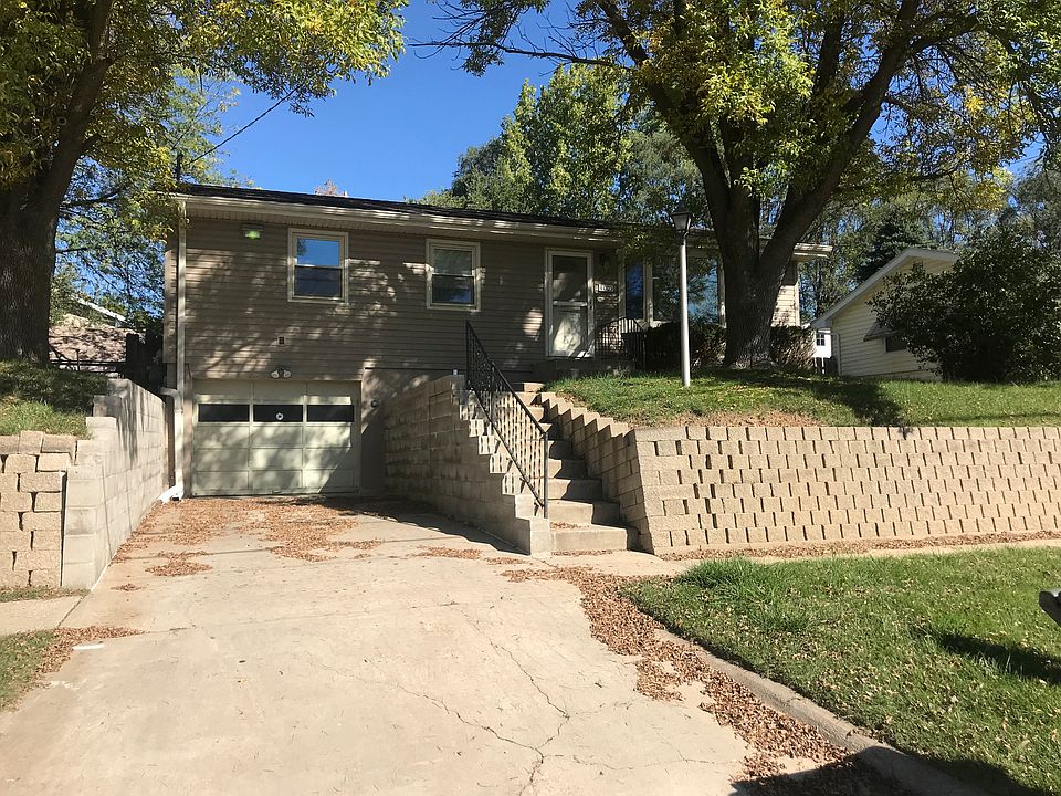 1st image of 4005 47th St